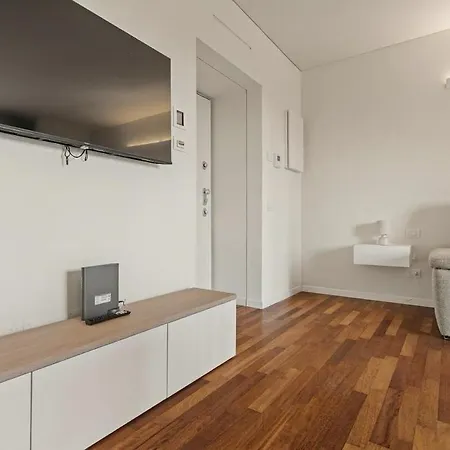 Giax Tower-spa, Pool, Parking * Milão