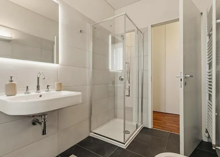 Giax Tower-spa, Pool, Parking Milan
