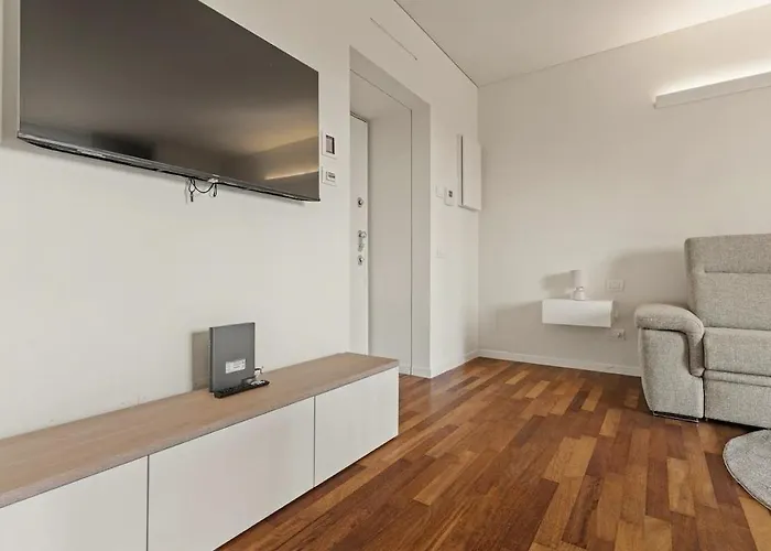 Giax Tower-spa, Pool, Parking * Milan