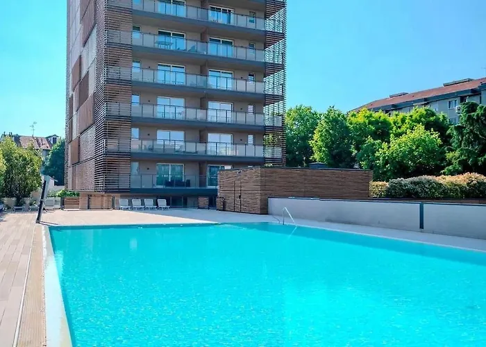 Giax Tower-spa, Pool, Parking Apartment Milan