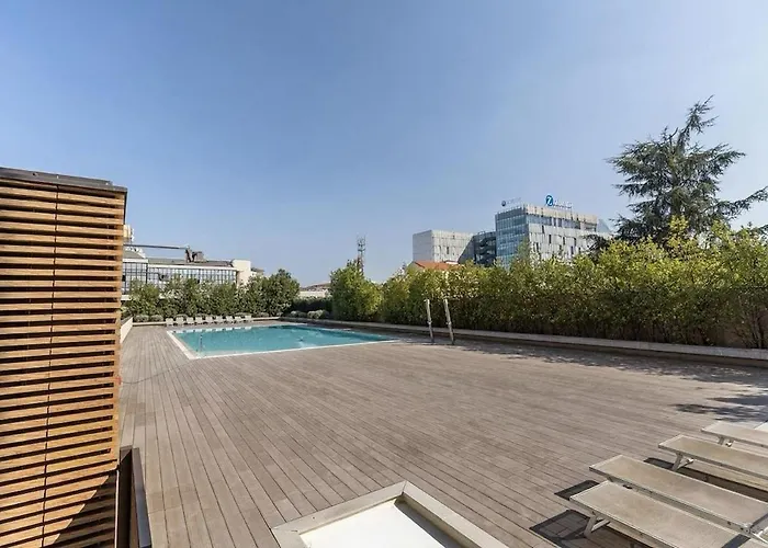 Giax Tower-spa, Pool, Parking Milan