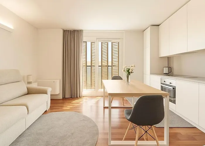 Giax Tower-spa, Pool, Parking Apartment