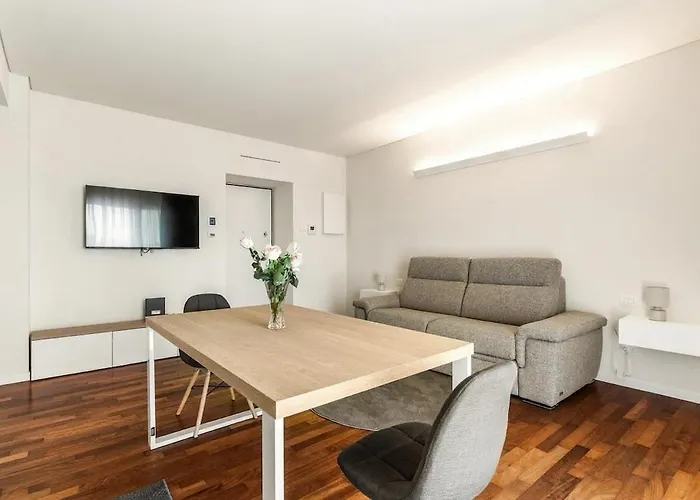Giax Tower-spa, Pool, Parking Apartment *